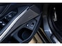 BMW 3-Serie 330e M-Sport *Pano* Stuurverw* HUD* Leder* ACC*