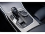 BMW 3-Serie 330e M-Sport *Pano* Stuurverw* HUD* Leder* ACC*