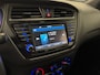 Hyundai i20 1.2 i-Motion Navi / Camera / Cruise / Stoel - stuurverwarming