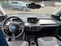 BMW i3 Basis 120Ah 42 kWh SOH 100% | 3-FASE LADER | WARMTEPOMP | ORIGINEEL NL AUTO MET NAP | DEALER ONDERHOUDEN | STOELVERWARMING | CAMERA | 12 MND BOVAG GARANTIE