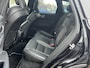 Volvo XC60 2.0 B4 R-Design LUCHTVERING | PANORAMADAK | HEAD UP | TREKHAAK | RIJKLAAR GELEVERD MET 12 MND BOVAG GARANTIE |