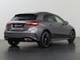 Mercedes-Benz A-klasse 250e Business Solution AMG | Panoramaschuifdak | Premium Plus | Head-up display | Dodehoekassistent |