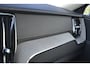 Volvo XC60 2.0 T8 Twin Engine AWD Inscription / Pano / Leder / 21 Inch / Trekhaak