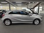 Mercedes-Benz A-klasse 180 Ambition Automaat met flippers, NL-Auto met Navigatie, Parkeersensoren voor & Achter, Cruise Controle