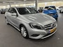 Mercedes-Benz A-klasse 180 Ambition Automaat met flippers, NL-Auto met Navigatie, Parkeersensoren voor & Achter, Cruise Controle