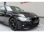 BMW 3-Serie Touring 320i High Executive / M-Sport/ Leder/ Navigatie/ Cruise Control/ Sportonderstel/ 135kW (184PK)