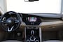 Alfa Romeo Giulia 2.0T TI/ORIG.NL/CARPLAY/STOEL.STUUR.VERW/DEALEROND.
