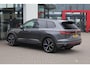 Volkswagen Touareg 3.0 TSi eHybrid 4MOTION R 340KW/462PK DSG Hybride, trekhaak wegklapbaar, Nachtzicht ass, panoramadak, Puglia ergo lederen bekl, Headup, 22'' Estoriel velgen, tegenmeerprijs winterset ( zie foto) Comfort pakket, memory pakket, licht en zicht pakket, geluidwerend glas,