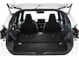 Toyota Yaris Cross 1.5 Hybrid 130 Dynamic | Stuur en stoel verwarming | Parkeer sensoren | Navigatie |