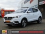 MG MG ZS EV Electric 143pk/45kWh Luxury | Panoramadak | Carplay | Stoelverwarming |
