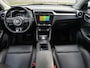 MG MG ZS EV Electric 143pk/45kWh Luxury | Panoramadak | Carplay | Stoelverwarming |