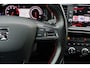 SEAT Leon 1.4 EcoTSI FR Business Intense Automaat | Virtual Cockpit | Panoramadak | Trekhaak | Stoelverwarming | Keyless entry / Start | Apple Carplay / Android Auto