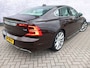 Volvo S90 2.0 T4 Momentum+ | Navigatie | Lederen Bekleding | LED Koplampen Adaptief | Stoelverwarming | Parkeersensoren | Elektrisch Verstelbare Stoel | BLIS