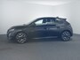 Peugeot 208 GT | Adaptieve cruise control met Stop&Go functie | Armsteunen op de voorportieren bekleed met kunstleder met groen sierstiksel (GT-Line) | Climate Control