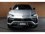 Lamborghini Urus 4.0 V8 HUD Leder Ceramic B&O 360° Massage ACC Alcantara hemel Elektr. achterklep Elektr. verstelbare stoelen met memory Stoel & Stuurverwarming Navi PDC Climate LM velgen