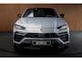 Lamborghini Urus 4.0 V8 HUD Leder Ceramic B&O 360° Massage ACC Alcantara hemel Elektr. achterklep Elektr. verstelbare stoelen met memory Stoel & Stuurverwarming Navi PDC Climate LM velgen
