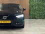 Volvo V60 T6 AWD Recharge Plus Dark | Schuifdak | Trekhaak | Adaptieve Cruise Control | Stoelverwarming voor+achter | Stuurwielverwarming | Parkeercamera | Full LED Meesturende koplampen | Pilot Assist | Elektrische voorstoelen geheugen | Lederen bekleding | Zitting verlenging voorstoelen | Google Infotainment | 18 Inch | Keyless Drive | Parkeersensoren voor+achter | Privacy Glass | Elektrisch bedienbare achterklep | DAB Radio | Apple Carplay/Android Auto | Volvo On Call met mobiele App functie | Onyx Black Metallic |