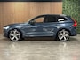 Volvo XC60 T8 AWD Recharge Ultra Dark | Luchtvering | Trekhaak | 360 Camera | Head-Up Display | 455pk | Harman Kardon | Adaptieve Cruise Control | Stoelverwarming voor+achter | Stuurwielverwarming | Schuifdak | 21 Inch | Full LED Meesturende koplampen | Pilot Assist | BLIS Dode Hoek Detectie | Elektrische voorstoelen geheugen | Lederen bekleding | Zitting verlenging voorstoelen | Lederen dashboard | Google Infotainment | Keyless Drive | Parkeersensoren voor+achter | Privacy Glass | Elektrisch bedienbare achterklep | DAB Radio | Apple Carplay/Android Auto | Alarm Klasse III | Draadloos telefoon opladen | Volvo On Call met mobiele App functie | Denim Blue Metallic |