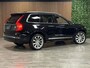 Volvo XC90 T8 AWD Recharge Bright Long Range | Trekhaak | Harman Kardon | Adaptieve Cruise Control | 455pk | Standkachel met Volvo On Call App | Stoelverwarming voor+achter | Stuurwielverwarming | 21 Inch | Full LED Meesturende koplampen | Pilot Assist | BLIS Dode Hoek Detectie | Elektrische voorstoelen geheugen | Lederen bekleding | Zitting verlenging voorstoelen | Parkeercamera | Keyless Drive | Parkeersensoren voor+achter | Privacy Glass | Elektrisch bedienbare achterklep | Geïntegreerd kinderzitje achterin | Verlichte instaplijsten | 7-Persoons | 4-Zone Climate Control | Verlichtingspack 2 | DAB Radio | Apple Carplay/Android Auto | Draadloos telefoon opladen | Onyx Black Metallic |