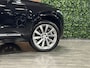 Volvo XC90 T8 AWD Recharge Bright Long Range | Trekhaak | Harman Kardon | Adaptieve Cruise Control | 455pk | Standkachel met Volvo On Call App | Stoelverwarming voor+achter | Stuurwielverwarming | 21 Inch | Full LED Meesturende koplampen | Pilot Assist | BLIS Dode Hoek Detectie | Elektrische voorstoelen geheugen | Lederen bekleding | Zitting verlenging voorstoelen | Parkeercamera | Keyless Drive | Parkeersensoren voor+achter | Privacy Glass | Elektrisch bedienbare achterklep | Geïntegreerd kinderzitje achterin | Verlichte instaplijsten | 7-Persoons | 4-Zone Climate Control | Verlichtingspack 2 | DAB Radio | Apple Carplay/Android Auto | Draadloos telefoon opladen | Onyx Black Metallic |