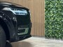 Volvo XC90 T8 AWD Recharge Bright Long Range | Trekhaak | Harman Kardon | Adaptieve Cruise Control | 455pk | Standkachel met Volvo On Call App | Stoelverwarming voor+achter | Stuurwielverwarming | 21 Inch | Full LED Meesturende koplampen | Pilot Assist | BLIS Dode Hoek Detectie | Elektrische voorstoelen geheugen | Lederen bekleding | Zitting verlenging voorstoelen | Parkeercamera | Keyless Drive | Parkeersensoren voor+achter | Privacy Glass | Elektrisch bedienbare achterklep | Geïntegreerd kinderzitje achterin | Verlichte instaplijsten | 7-Persoons | 4-Zone Climate Control | Verlichtingspack 2 | DAB Radio | Apple Carplay/Android Auto | Draadloos telefoon opladen | Onyx Black Metallic |
