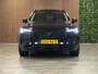 Volvo XC90 T8 AWD Recharge Ultra Dark (deel 1= 31-12-2024) | Luchtvering | Trekhaak | 360 Camera | Head-Up Display | Harman Kardon | 455pk | Adaptieve Cruise Control | Stoelverwarming voor+achter | Stuurwielverwarming | Schuifdak | Full LED Matrix Meesturende koplampen | Pilot Assist | BLIS Dode Hoek Detectie | Black Pack: Zwarte logo's voor en achter | Alcantara hemelbekleding | Lederen zonnekleppen en handgrepen | Elektrische voorstoelen geheugen | Nordico Quilted bekleding | Zitting verlenging voorstoelen | Lederen dashboard | 21 Inch | Google Infotainment | Keyless Drive | Privacy Glass | Elektrisch bedienbare achterklep | Geïntegreerd kinderzitje achterin | Geïntegreerde zongordijnen achterportieren | Verlichte instaplijsten | 7-Persoons | 4-Zone Climate Control | DAB Radio | Apple Carplay/Android Auto | Alarm Klasse III | Draadloos telefoon opladen | Volvo On Call met mobiele App functie | Onyx Black Metallic |