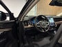 Volvo XC90 T8 AWD Recharge Ultra Dark (deel 1= 31-12-2024) | Luchtvering | Trekhaak | 360 Camera | Head-Up Display | Harman Kardon | 455pk | Adaptieve Cruise Control | Stoelverwarming voor+achter | Stuurwielverwarming | Schuifdak | Full LED Matrix Meesturende koplampen | Pilot Assist | BLIS Dode Hoek Detectie | Black Pack: Zwarte logo's voor en achter | Alcantara hemelbekleding | Lederen zonnekleppen en handgrepen | Elektrische voorstoelen geheugen | Nordico Quilted bekleding | Zitting verlenging voorstoelen | Lederen dashboard | 21 Inch | Google Infotainment | Keyless Drive | Privacy Glass | Elektrisch bedienbare achterklep | Geïntegreerd kinderzitje achterin | Geïntegreerde zongordijnen achterportieren | Verlichte instaplijsten | 7-Persoons | 4-Zone Climate Control | DAB Radio | Apple Carplay/Android Auto | Alarm Klasse III | Draadloos telefoon opladen | Volvo On Call met mobiele App functie | Onyx Black Metallic |