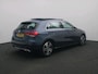 Mercedes-Benz A-klasse 180 Business Solution Luxury Panorama Schuif-Kanteldak | Parkeerpakket met achteruitrijcamera | Ledkoplampen | Sfeerverlichting | Apple CarPlay Inclusief 48 maanden MB Certified garantie voor Europa.
