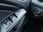 Mercedes-Benz GLA 180 7G-tronic Business Solution / XENON / HALF LEDER