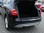 Mercedes-Benz GLA 180 7G-tronic Business Solution / XENON / HALF LEDER