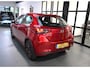 Mazda 2 e-Skyactiv-G 90 6MT Centre-line met C&C pack *BTW auto* *Dealeronderhouden* *All-in prijs*