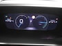 Peugeot 2008 1.2 Hybrid 136 GT | Automaat | LED Koplampen | Camera v+a | 18 inch velgen | Keyless entry & Start | Getint glas | Climate control | Draadloze Carplay / Android auto