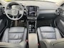 Volvo XC40 1.5 T5 Plug-in hybrid Plus Bright | Adaptieve Cruise Control | Trekhaak | Leder | Elektr. Stoelen | Memory | Stoel + Stuurverwarming | Harman Kardon Audio | 19 Inch | All-Seasons | Getint Glas | Camera |