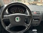 Skoda Fabia Combi 1.4-16V Elegance AUTOMAAT Nieuwe Apk Airco Cruise Pano Soms happert bij weg rijden