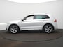 Volkswagen Tiguan 1.5 TSI R-Line Business+ Navigatie - Automaat - Pdc - Clima - Stoelverwarming