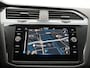 Volkswagen Tiguan 1.5 TSI R-Line Business+ Navigatie - Automaat - Pdc - Clima - Stoelverwarming