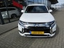 Mitsubishi Outlander 2.4 PHEV Instyle Edition | 27.570 KM !! | 240 PK | 4WD | AUTOMAAT | TREKHAAK | DEALER ONDERHOUDEN | LEDER | 1.500 KG TREKGEWICHT |