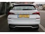 Skoda Kamiq 1.5 TSI ACT 150pk Ambition DSG Automaat / Navigatie by APP / LED / LM 16 inch / Camera / Verwarmb voorstoelen / ACC Cruise