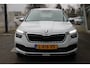 Skoda Kamiq 1.5 TSI ACT 150pk Ambition DSG Automaat / Navigatie by APP / LED / LM 16 inch / Camera / Verwarmb voorstoelen / ACC Cruise