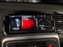 Volvo V60 Cross Country 2.0 T5 Polar+ | Luxury Line | Schuif/-kanteldak | Camera | Memory | Standkachel | Stuurverwarming | Stoelverwarming | On Call | CarPlay | Black Pack |