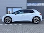 Volkswagen ID.3 First Plus 58 kWh ✓SOH 92.7% ✓Rijklaarprijs ✓Matrix LED ✓Full LED ✓Alcantara ✓Sfeerverlichting ✓Navigatie ✓Camera ✓Lichtmetaal 19" ✓Parkeersensoren
