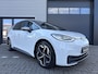 Volkswagen ID.3 First Plus 58 kWh ✓SOH 92.7% ✓Rijklaarprijs ✓Matrix LED ✓Full LED ✓Alcantara ✓Sfeerverlichting ✓Navigatie ✓Camera ✓Lichtmetaal 19" ✓Parkeersensoren