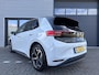 Volkswagen ID.3 First Plus 58 kWh ✓SOH 92.7% ✓Rijklaarprijs ✓Matrix LED ✓Full LED ✓Alcantara ✓Sfeerverlichting ✓Navigatie ✓Camera ✓Lichtmetaal 19" ✓Parkeersensoren
