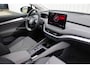 Skoda Enyaq iV 60 | Incl. 12 maanden garantie | Adaptive cruise | Climate control | Apple CarPlay | Stoel en stuurverwarming | Navigatie | Getint glas | LED koplampen | Achteruitrij camera | Draadloos telefoon lader |