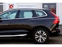 Volvo XC60 2.0 T6 Plug-in hybrid AWD Core Bright Long Range!*Perfect Onderh.*1ste Eig.*Elek. Trekhaak/Pano/Stoelverw./Stuurverw./Keyless Entry+Go/Camera/Apple Carplay-Android/DAB/LED/Parkeersens.V+A/18 inch LM*