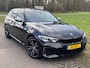 BMW 3-Serie 318I MSPORT / PANO / 19INCH / 24DKM