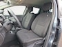 Renault Clio 0.9 TCe Intens | Navigatie | Lichtmetalen velgen | Parkeer sensoren | Climate control