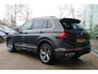 Volkswagen Tiguan 1.4 TSI eHybrid R-Line Business | Panoramadak | Adaptieve Cruise Control | 19 INCH Lichtmetalen Velgen | Camera