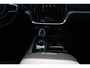 Volvo V60 2.0 T8 Plug-in hybrid AWD Ultra Perf. Ed. Dark | Nappa leder Charcoal | Polestar Engineered software | Panoramadak | Visual Park Assist | 6,4 kw Boordlader | Adaptive Cruise control | Pilot Assist | Premium Pack | Preconditioning met timer | Getinte ramen | Headup display | Full Led | Driver Assistance | Driver Awareness | 19" 5-Triple Spaaks Black Diamond Cut | Bowers & Wilkins Audiosysteem | Google Maps | Google Assistant | Blis | Elektrische achterklep | Stoelventilatie voor | Stoelmassage voor | Verwarmbaar stuurwiel | Keyless | Elektrisch verstelbare voorstoelen met geheugen | Lichting Pack | Stoelverwarming voor en achter | Apple Carplay | Volvo Car UX | Elektrisch bedienbare achterklep | Verlichtingspack 2