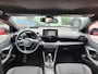 Toyota Yaris 1.5 Hybrid LAUNCH EDITION NAVI 17' LM-VELGEN STOELVERW JBL-AUDIO KEYLESS APPLE/ANDROID HEAD-UP DODEHOEKDETECTIE 1E-EIG NL-AUTO